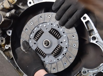 entretien et réparations, Embrayage